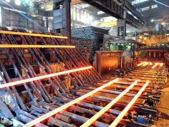 Steel plant with steel bars