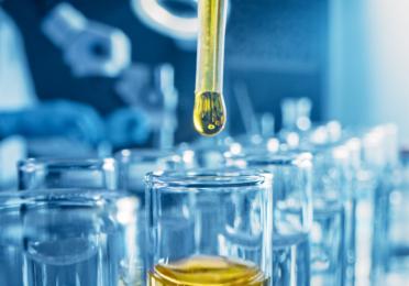 Oil analysis in a laboratory