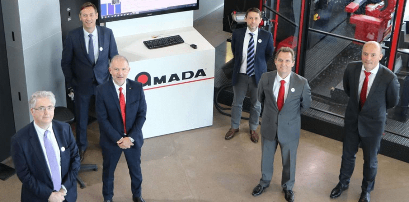 TotalEnergies and AMADA Europe, a leading manufacturer of machine tools for the sheet metal industry, have signed on June 8, 2021 a partnership for the supply of original equipment lubricants.